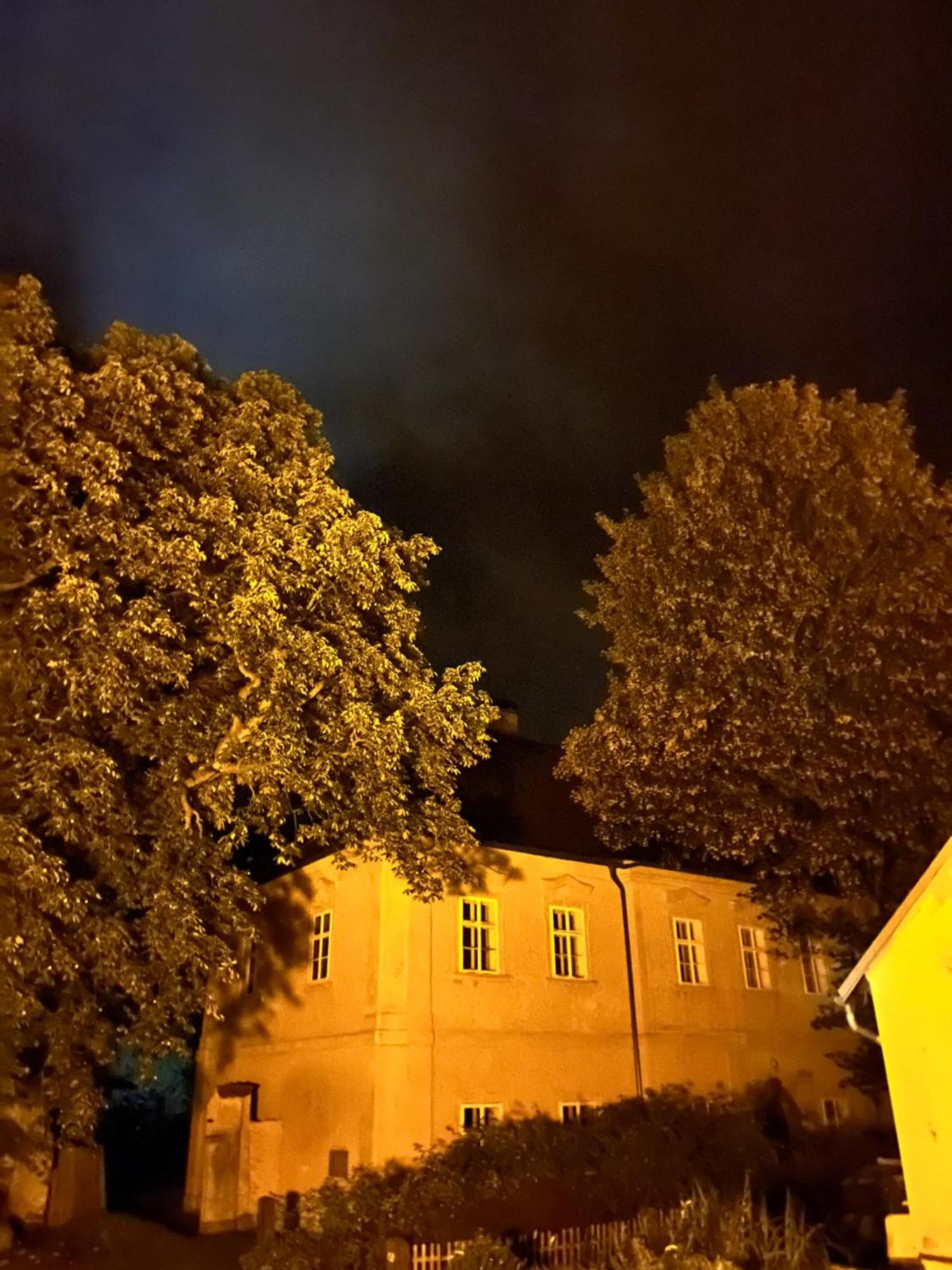 Na Nebi 187 Aparthotel Bečov nad Teplou Exteriör bild