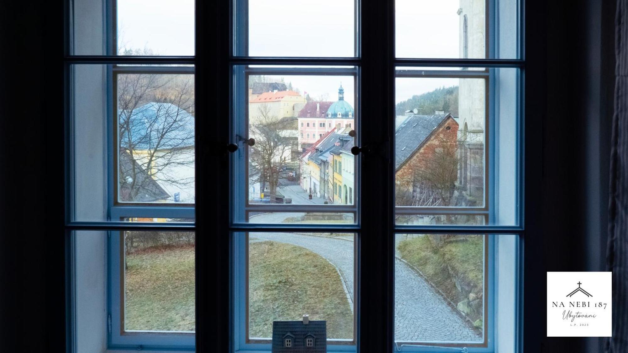 Na Nebi 187 Aparthotel Bečov nad Teplou Exteriör bild